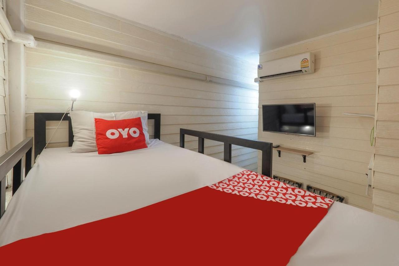 โอโย 1016 เจดเฮ้าส์ Hotel กรุงเทพมหานคร ภายนอก รูปภาพ