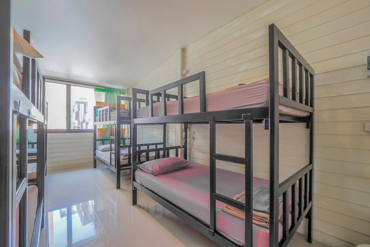 โอโย 1016 เจดเฮ้าส์ Hotel กรุงเทพมหานคร ภายนอก รูปภาพ
