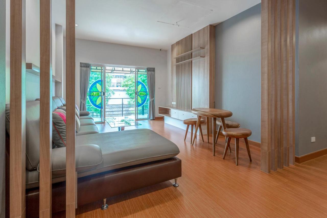 โอโย 1016 เจดเฮ้าส์ Hotel กรุงเทพมหานคร ภายนอก รูปภาพ